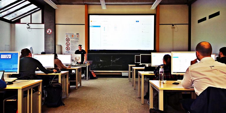 Exciting guest lecture about the topic: “Chatbots based on Dialogflow”.